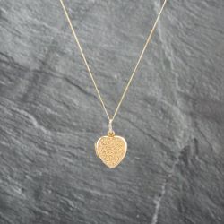 Second Hand 9ct Yellow Gold Heart Shape Foliate Engraved Locket Pendant & 18 Inch Curb Chain 41142948