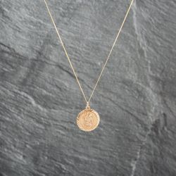 Second Hand 9ct Yellow Gold Circular Diamond Cut Edged St Christopher Pendant & 18 Inch Curb Chain 41142952