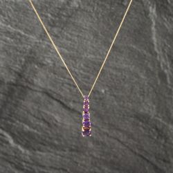 Second Hand 9ct Yellow Gold Amethyst Graduated Pendant & 18 Inch Curb Chain 41142989