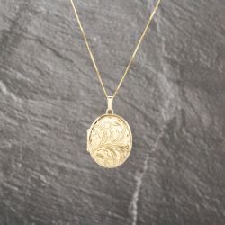 Second Hand 9ct Yellow Gold Oval Engraved Locket Pendant & 16-20 Inch Box Chain 41142999