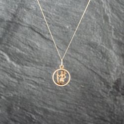 Second Hand 9ct Yellow Gold Openwork St Christopher Pendant & 18 Inch Curb Chain 41143020