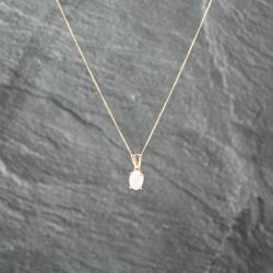 Second Hand 9ct Yellow Gold Opal Oval Pendant & 18 Inch Curb Chain 41143024