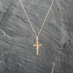 Second Hand 9ct Yellow Gold Crucifix Cross Pendant & 18 Inch Curb Chain 41143034