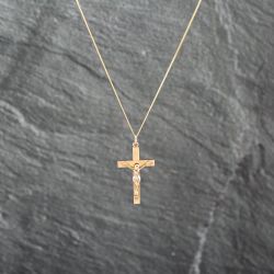 Second Hand 9ct Yellow Gold Crucifix Cross Pendant & 18 Inch Curb Chain 41143035