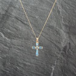 Second Hand 9ct Yellow Gold Blue Topaz Cross Pendant & 18 Inch Curb Chain 41143063