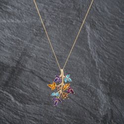 Second Hand 9ct Yellow Gold Glass Leaf Pendant & 18 Inch Curb Chain 41143087