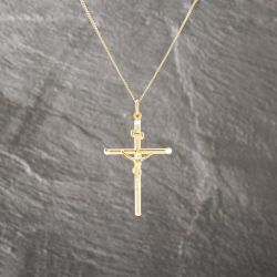 Second Hand 9ct Yellow Gold Crucifix Cross Pendant & 18 Inch Curb Chain 41143105