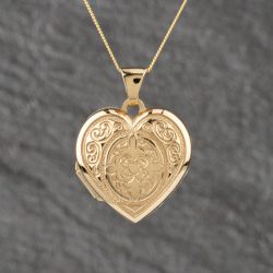 Second Hand Yellow Gold Patterned Heart Locket Pendant & 18 Inch Curb Chain 41143132