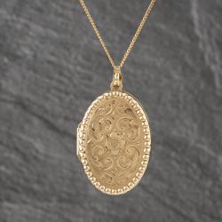 Second Hand 9ct Yellow Gold Engraved Oval Locket Pendant & 16 Inch Curb Chain 41143135