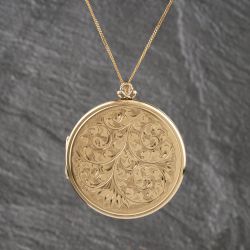 Second Hand Vintage 9ct Yellow Gold Hand Engraved Round Locket Pendant & 16 Inch Belcher Chain 41143139
