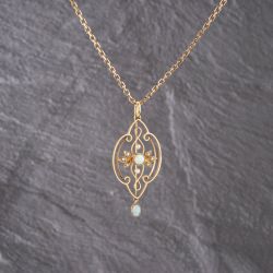 Second Hand Vintage Yellow Gold Opal & Seed Pearl Intricate Openwork Pendant & 14.5 Inch Belcher Chain 41143156