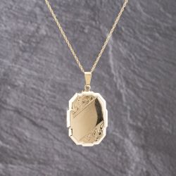 Second Hand Vintage 9ct Yellow Gold Oblong Part Engraved Locket Pendant & 15 Inch Prince Of Wales Chain 41143234