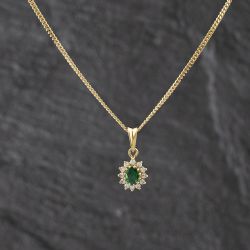 Second Hand 18ct Yellow Gold Emerald & 0.54ct Diamond Jewellery Set - Oval Stud Earrings & Pendant With 16 Inch Curb Chain 41143346