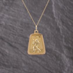 Second Hand 9ct Yellow Gold Oblong St Christopher Pendant & 18 Inch Curb Chain 41143358