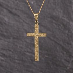 Second Hand 18ct Yellow Gold Patterned Cross Pendant & 18 Inch Curb Chain 41143363