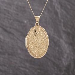 Second Hand 9ct Yellow Gold Oval Celtic Design Locket Pendant & 18 Inch Curb Chain 41143367