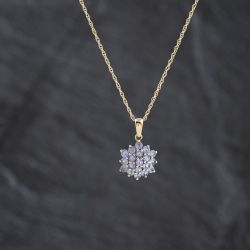 Second Hand 9ct Yellow Gold Amethyst Cluster Pendant & 18 Inch Prince Of Wales Chain 41143408