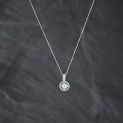Second Hand 9ct White Gold Blue Topaz & Diamond Circular Halo Cluster Pendant & 18 Inch Prince Of Wales Chain 41143413