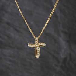 Second Hand 9ct Yellow Gold Cubic Zirconia Set Cross Pendant & 16 Inch Curb Chain 41143464