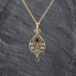 Second Hand Vintage Yellow Gold Amethyst & Seed Pearl Ornate Pendant & 17 Inch Trace Chain 41143496