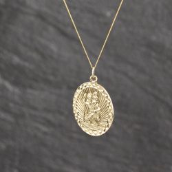 Second Hand 9ct Yellow Gold St Christopher Pendant & 18 Inch Curb Chain 41143539