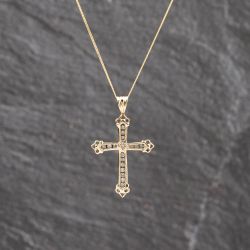 Second Hand 9ct White Gold 0.20ct Diamond Set Cross Pendant & 18 Inch Curb Chain 41143621
