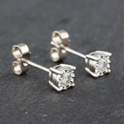 Second Hand 9ct White Gold Diamond Single Stone Stud Earrings 41172681