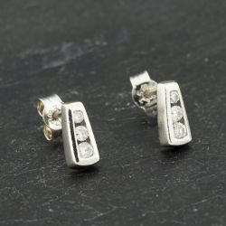 Second Hand 9ct White Gold 8.9mm Diamond Bar Dropper Earrings 41173312