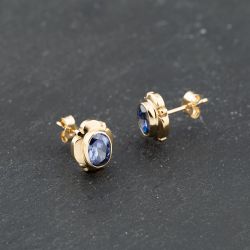 Second Hand Yellow Gold 10.2mm Tanzanite Oval Stud Earrings 41173669