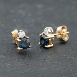 Second Hand 9ct Yellow Gold Blue Topaz & 0.12ct Brilliant Cut Diamond Stud Earrings 41174049
