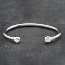 Second Hand White Gold Standard Torque Bangle 41211141