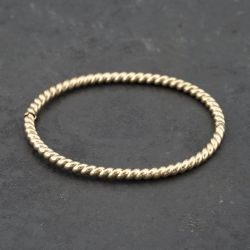 Second Hand 9ct Yellow Gold Twist Standard Hinged Bangle 41211358