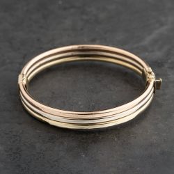 Second Hand 9ct Three Colour Gold Three Row Hinged Bangle 41211398