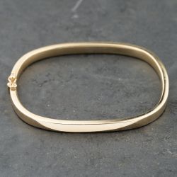 Second Hand 9ct Yellow Gold Square Shape Standard Hinged Bangle 41211403