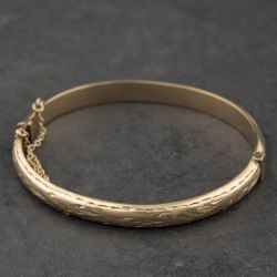 Second Hand Vintage 9ct Yellow Gold Half Engraved Hinged Bangle 41211464