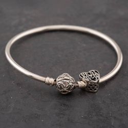 Second Hand Pandora Silver Best Mom Heart Bead & 21cm Plain Bangle 41221191