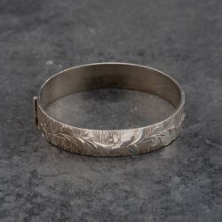 Second Hand Silver Wide Engraved Hinged Bangle 41251581