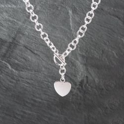 Second Hand Silver Heavy Dangle Heart Charm 18 Inch T-Bar Belcher Chain 41251588
