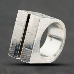 Second Hand Silver Authentic Gucci Fashion Ring 41251611