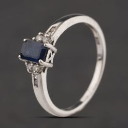 Second Hand Sterling Silver Tanzanite & White Topaz Shoulder Set Dress Ring 41251674