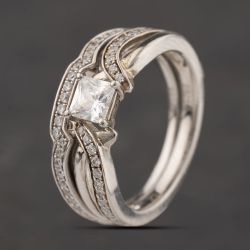 Second Hand Sterling Silver White Cubic Zirconia Bridal Ring Set 41251699