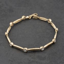 Second Hand 9ct Yellow Gold Cubic Zirconia 7.5 Inch Bar Bracelet 41281614