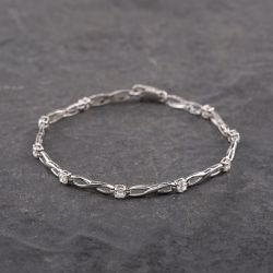 Second Hand 9ct White Gold Cubic Zirconia Infinity 7 Inch Chain Bracelet 41281669