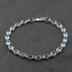Second Hand 9ct White Gold Blue Topaz Linked 7 Inch Bracelet 41281799