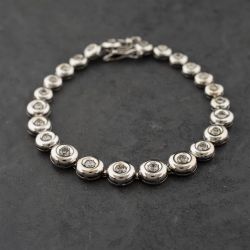 Second Hand 18ct White Gold 1.64ct Diamond Graduated Rubover Set 7 Inch Tennis Bracelet 41281858
