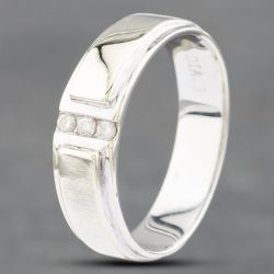 Second Hand 9ct White Gold 0.10ct Brilliant Cut Diamond Signet Ring 41341651