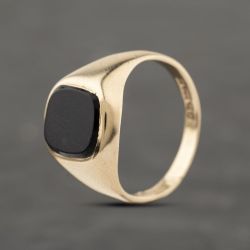 Second Hand 9ct Yellow Gold Onyx Cushion Signet Ring 41342257