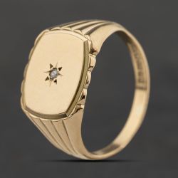 Second Hand Vintage 9ct Yellow Gold Diamond Cushion Shaped Signet Ring 41342442