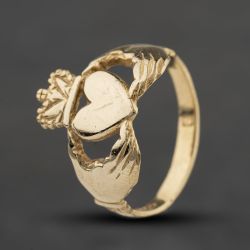 Second Hand 9ct Yellow Gold Open Work Claddagh Ring 41342572