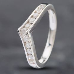Second Hand 9ct White Gold Brilliant Cut Diamond Half Wishbone Ring 41382151
